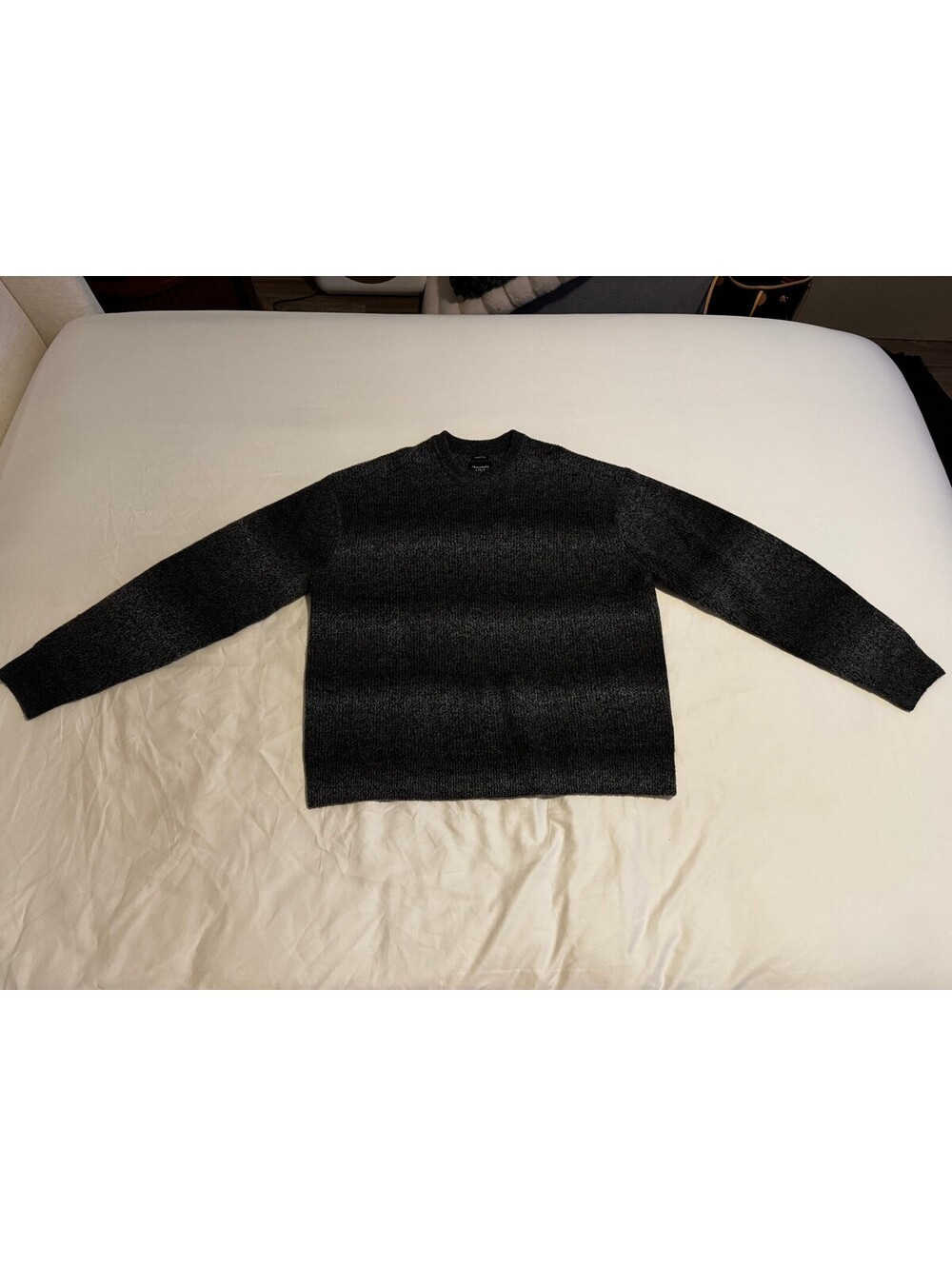 Abercrombie & Fitch Oversized Crewneck Charcoal/Black L